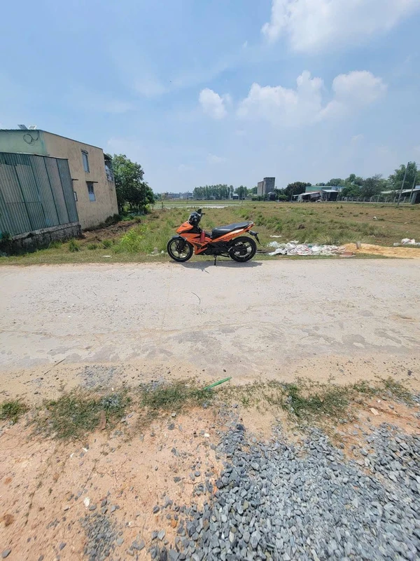 Bán đất 252m² Đức Hòa sổ riêng full thổ cư 1.65 tỷ