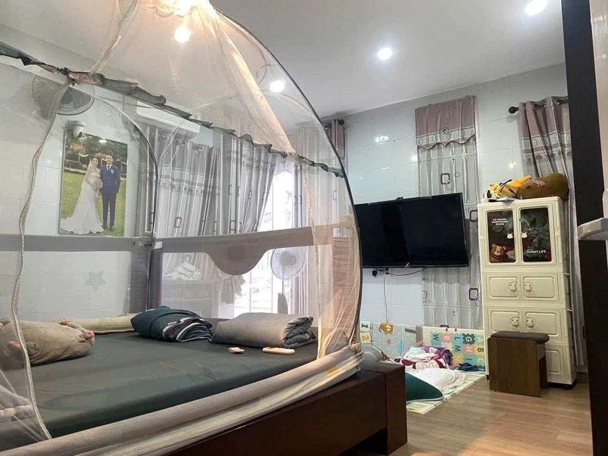 Bán nhà 3 tầng lô góc sát biển Nguyễn Văn Thoại Đà Nẵng 24 tỷ - Ảnh thu nhỏ 3