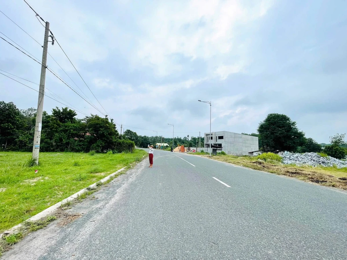 Bán đất Chơn Thành 60m2 giá 1 tỷ 90 triệu - Ảnh thu nhỏ 2
