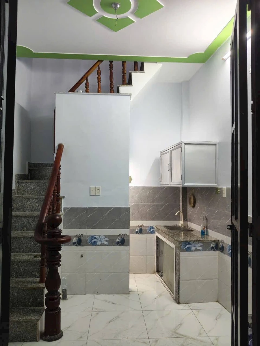 Bán nhà Quận 12 sổ chung 11.2m² giá 650 triệu - Ảnh 1