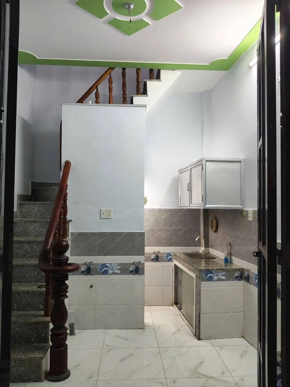 Bán nhà Quận 12 sổ chung 11.2m² giá 650 triệu - Ảnh 1