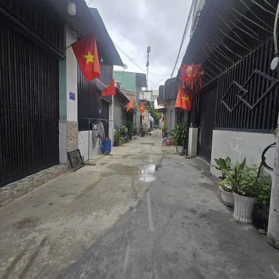 Bán đất sổ hồng riêng 82,3m² Phường Dĩ An giá 2,2 tỷ - Ảnh 1
