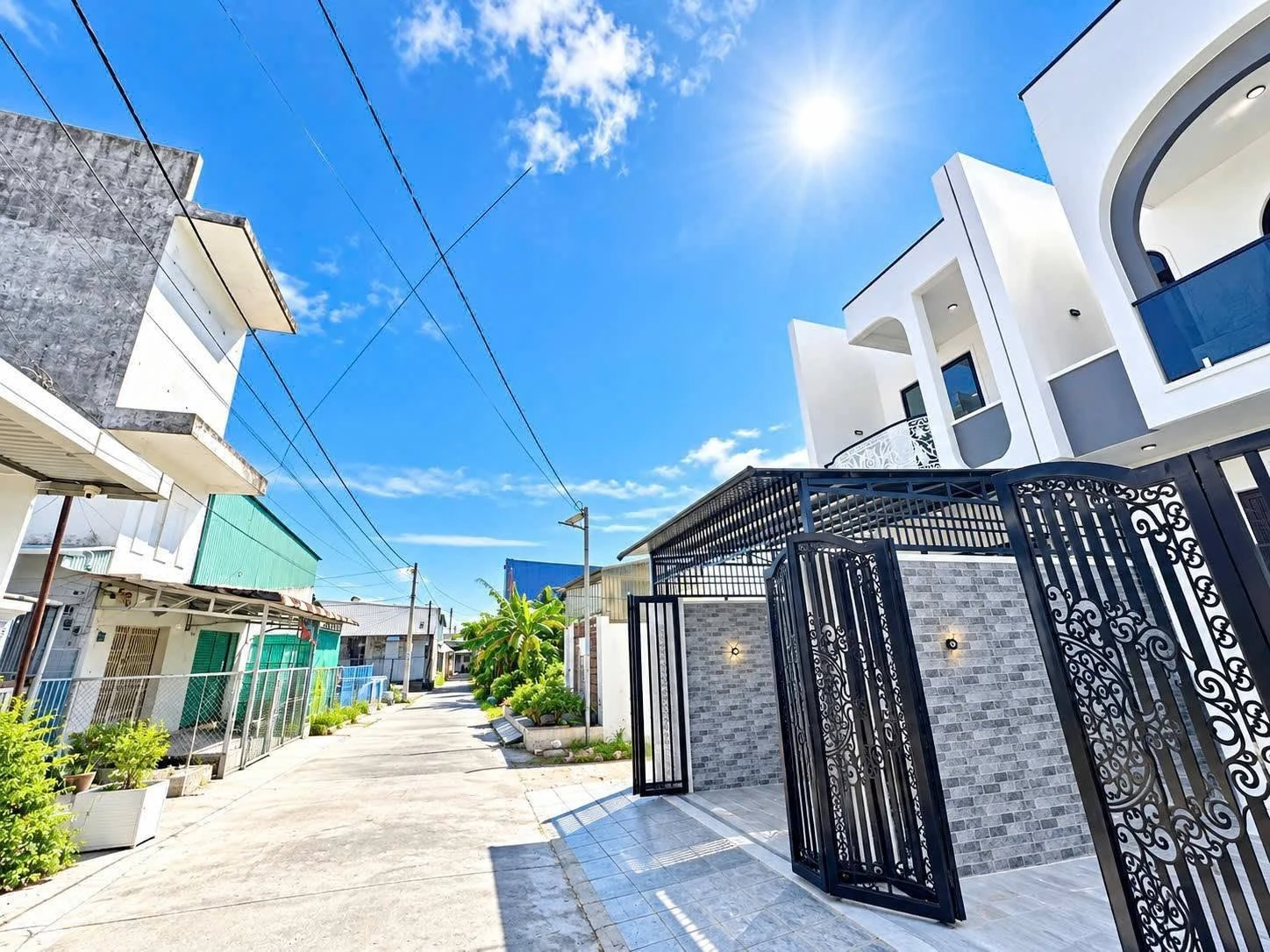 Bán nhà 4 phòng ngủ hẻm ô tô gần đường Liên Hương, Vĩnh Quang, Rạch Giá - Ảnh 1