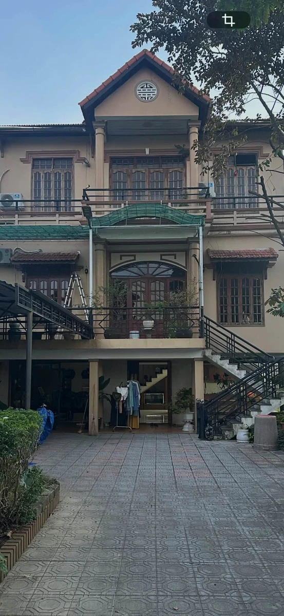Biệt thự 3 tầng sân vườn mặt tiền Diệu Quang Huế 373m2 9 tỷ - Ảnh 1