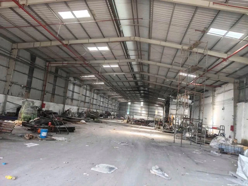Cho thuê xưởng 2.400 m² Tân Uyên Bình Dương 180 triệu/tháng