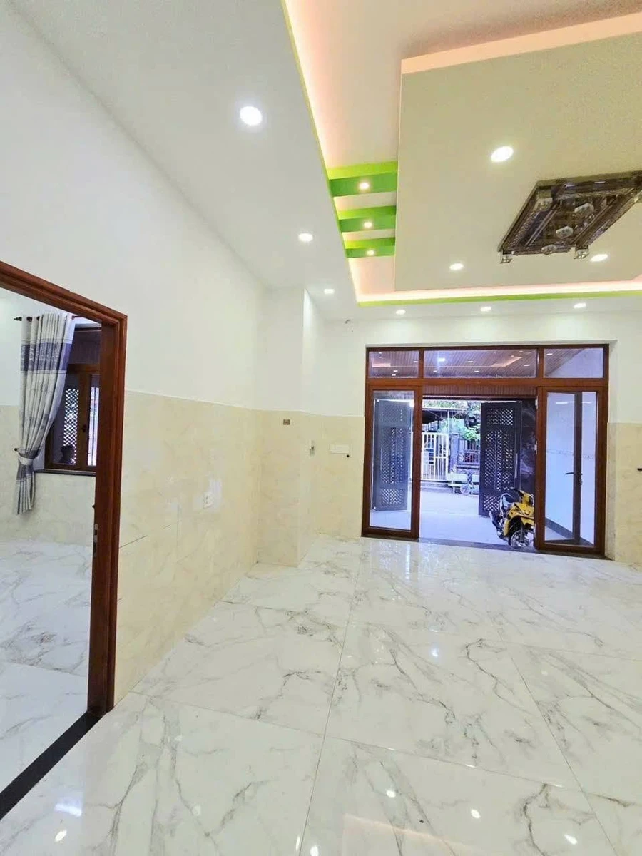 Bán biệt thự góc 2 mặt tiền Lò Lu Q9, 125m², 8.5 tỷ - Ảnh thu nhỏ 4