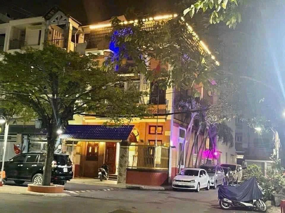 Bán biệt thự góc 2 mặt tiền Nguyễn Oanh 8x18m 4 tầng 25 tỷ, Gò Vấp - Ảnh 1