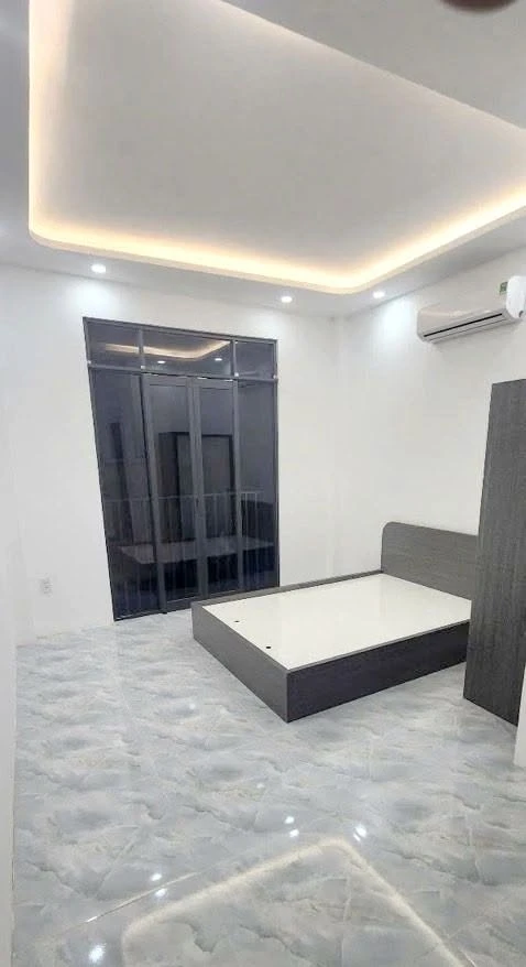 Bán nhà phố 70m² 9 phòng Thích Quảng Đức Phú Nhuận 10 tỷ - Ảnh 1