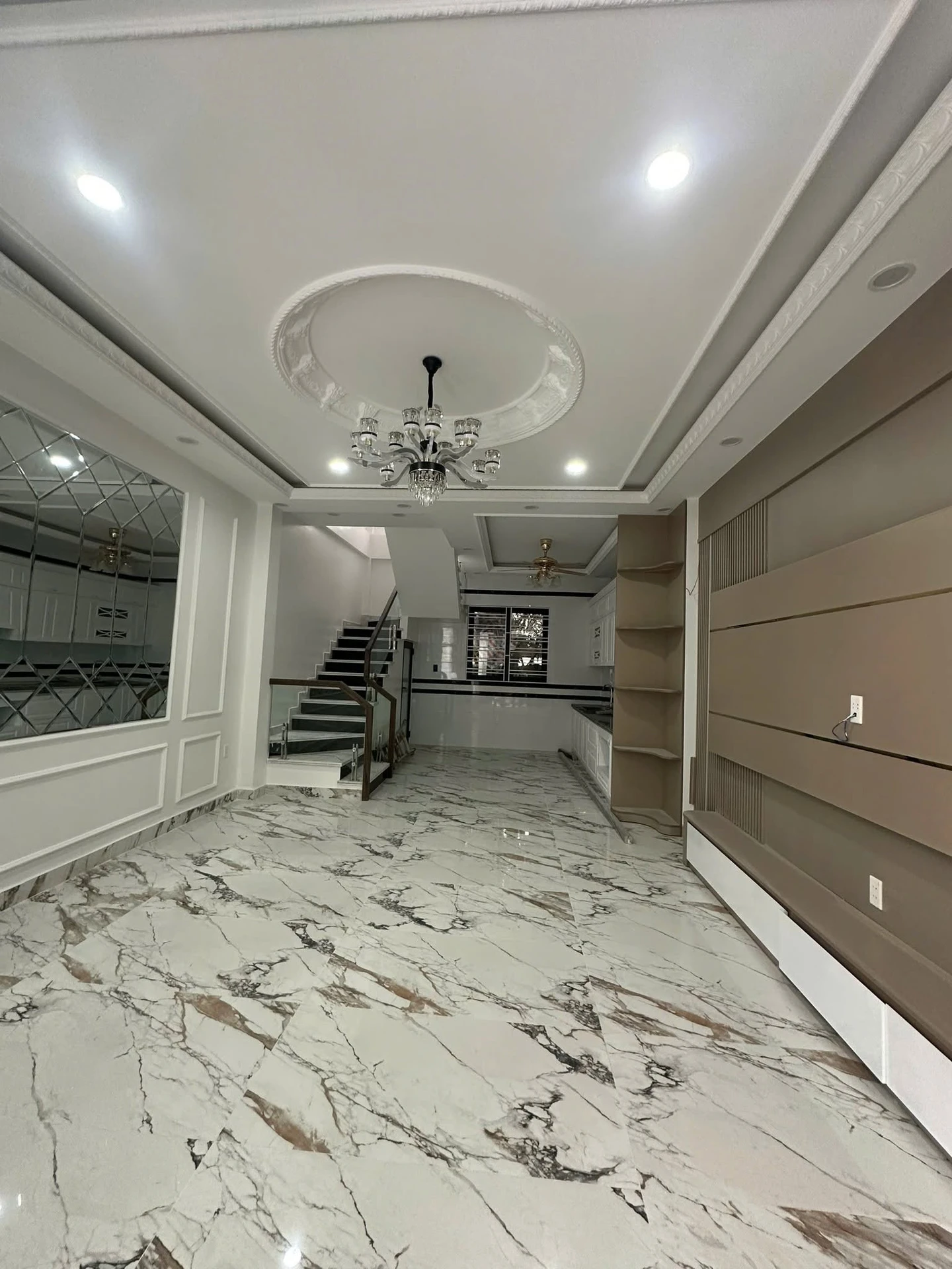 Bán nhà phố 4 tầng 42-46m2, 4PN 3WC An Đà Tân Bình - Ảnh 1