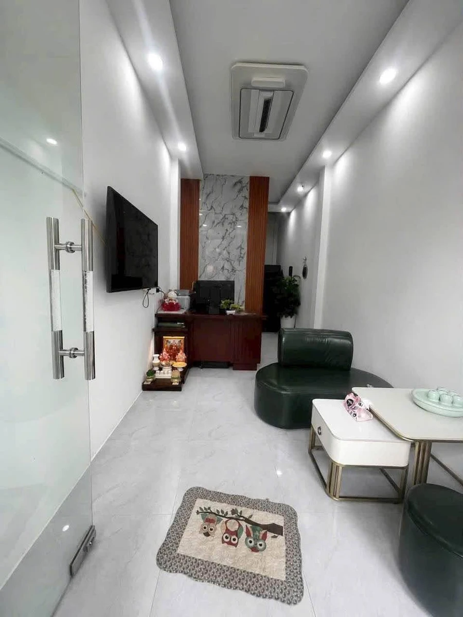 Cho thuê nhà 3 lầu mặt tiền Quang Trung 10tr/tháng - Ảnh thu nhỏ 2