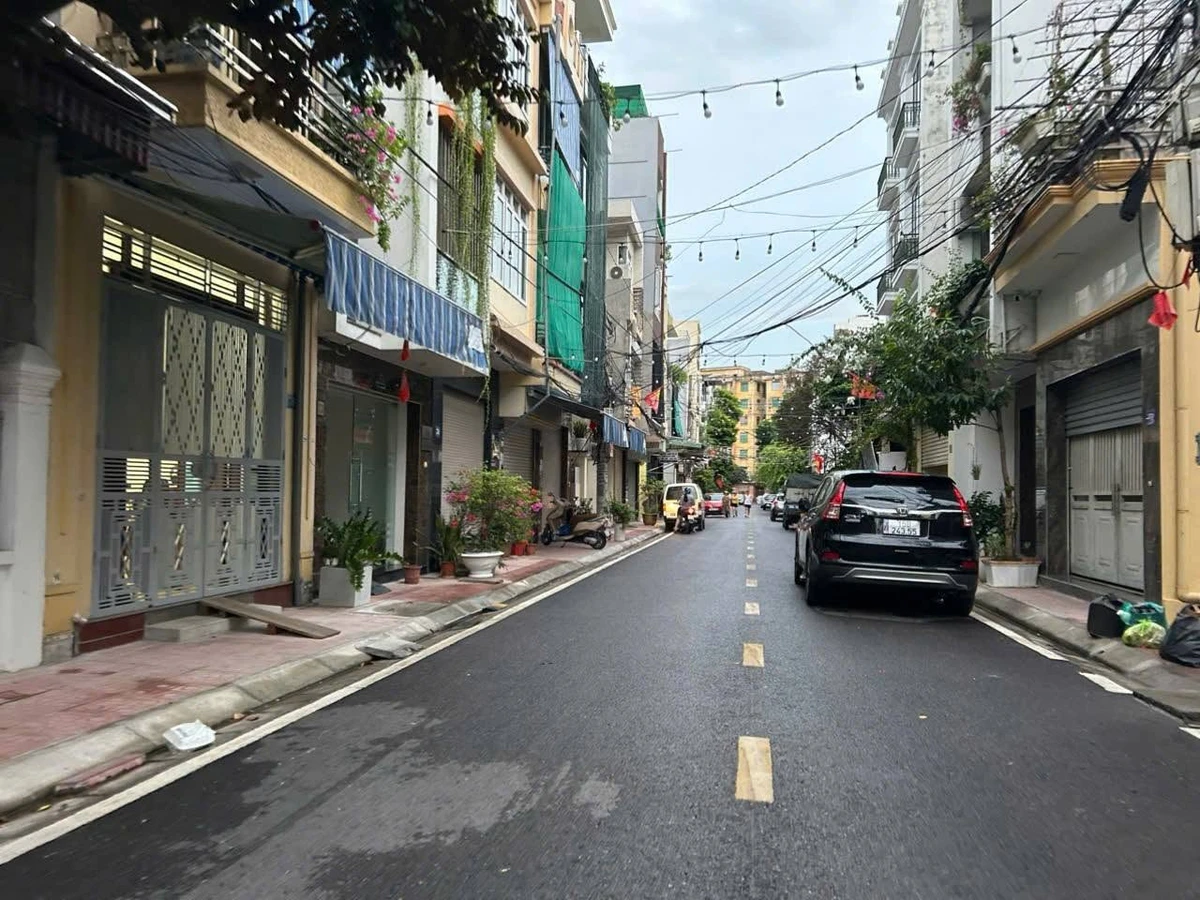 Bán nhà 68m² 4 tầng 4PN Vũ Chí Thắng 3,9 tỷ - Ảnh 1