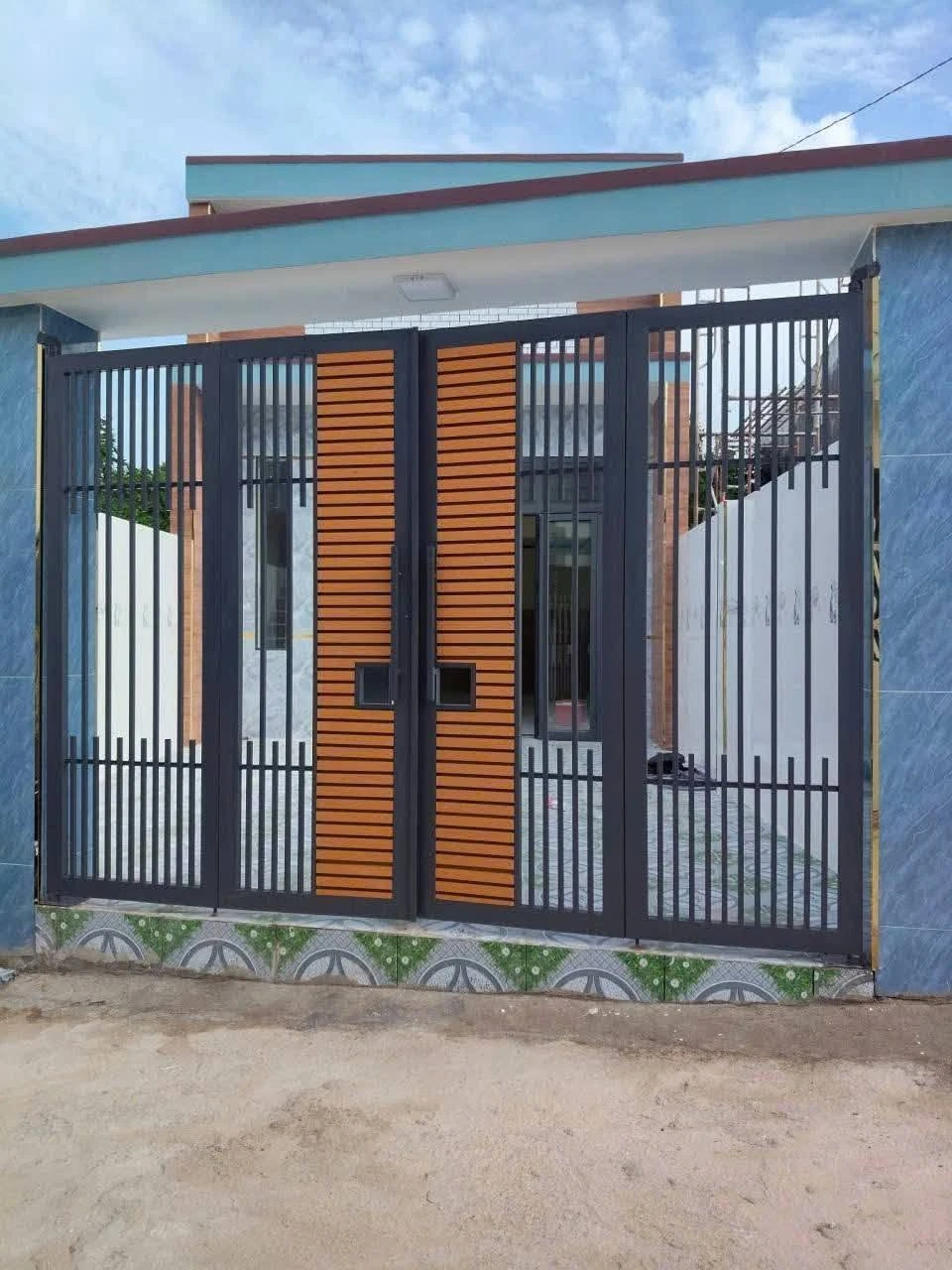 Bán nhà Long Hải 114m² 3PN 2WC gần biển 1.98 tỷ - Ảnh 1