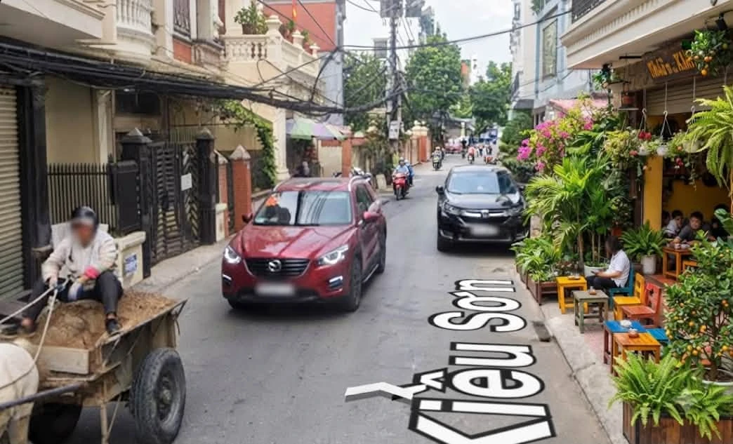 Bán nhà mặt đường Kiều Sơn 60m2, 7 phòng ngủ, 4 tỷ - Ảnh 1