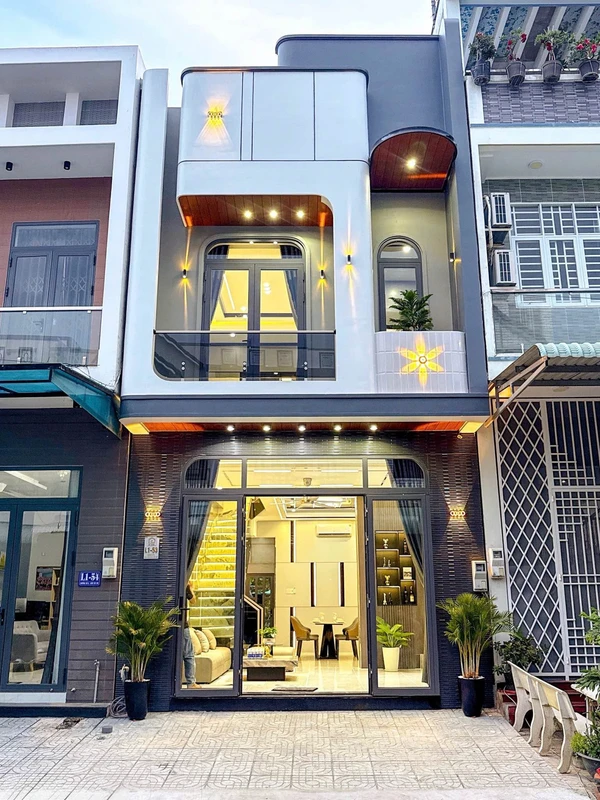 Bán nhà phố luxury 3PN Cần Thơ, 130m2 nội thất cao cấp