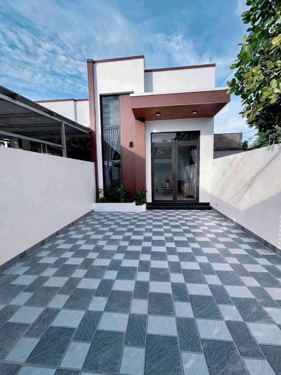 Bán nhà phong cách luxury 180m² 4PN Rạch Giá - Ảnh thu nhỏ 2