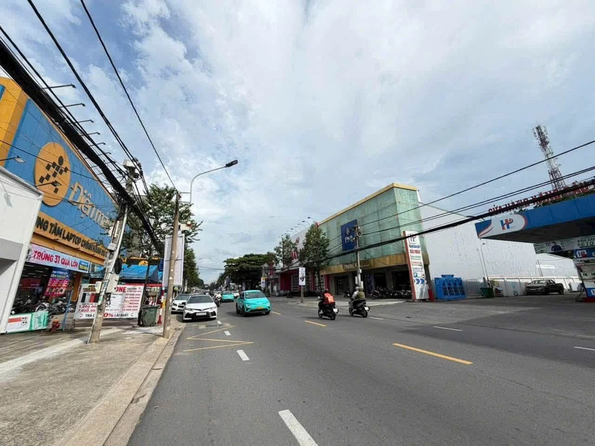 Bán đất mặt tiền Phạm Văn Thuận, Biên Hòa, 1.980m², 75 tỷ - Ảnh thu nhỏ 2