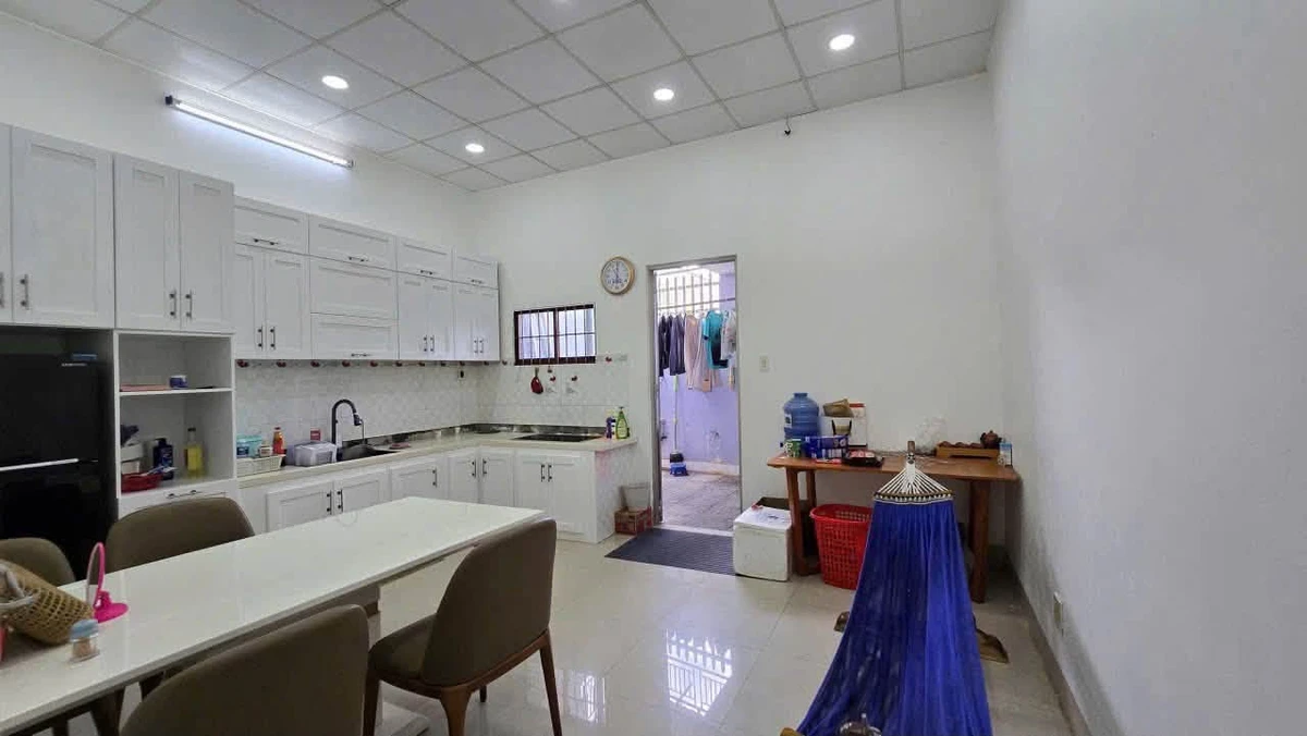 Bán nhà cấp 4 118m2 trung tâm Phan Thiết 2 tỷ - Ảnh 1