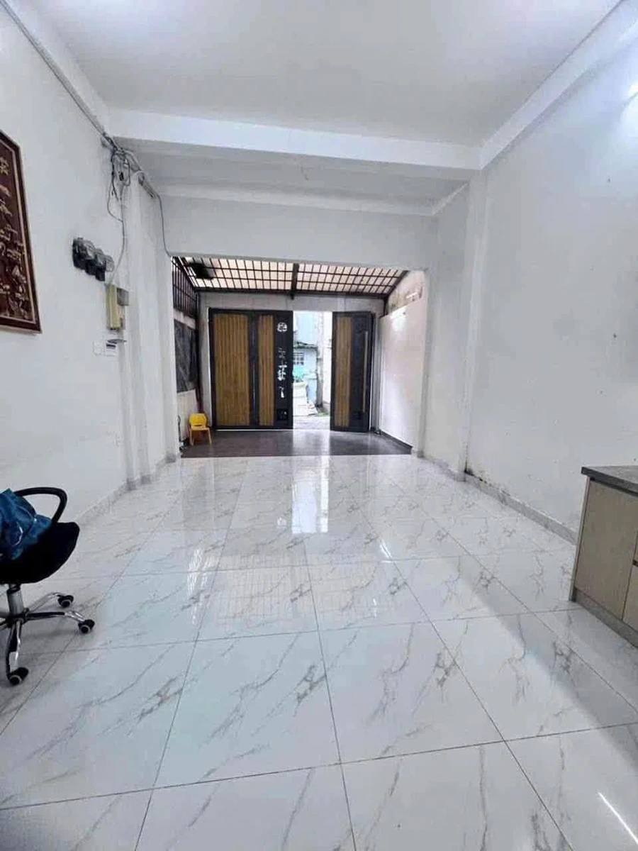Bán nhà 2 tầng 95m² ô tô ngủ nhà đường Ngô Tất Tố, Bình Thạnh, nhỉnh 6 tỷ - Ảnh 1