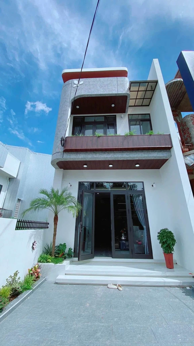 Bán nhà 2 tầng 100m² đường Huyền Trân Công Chúa, Huế - Ảnh 1