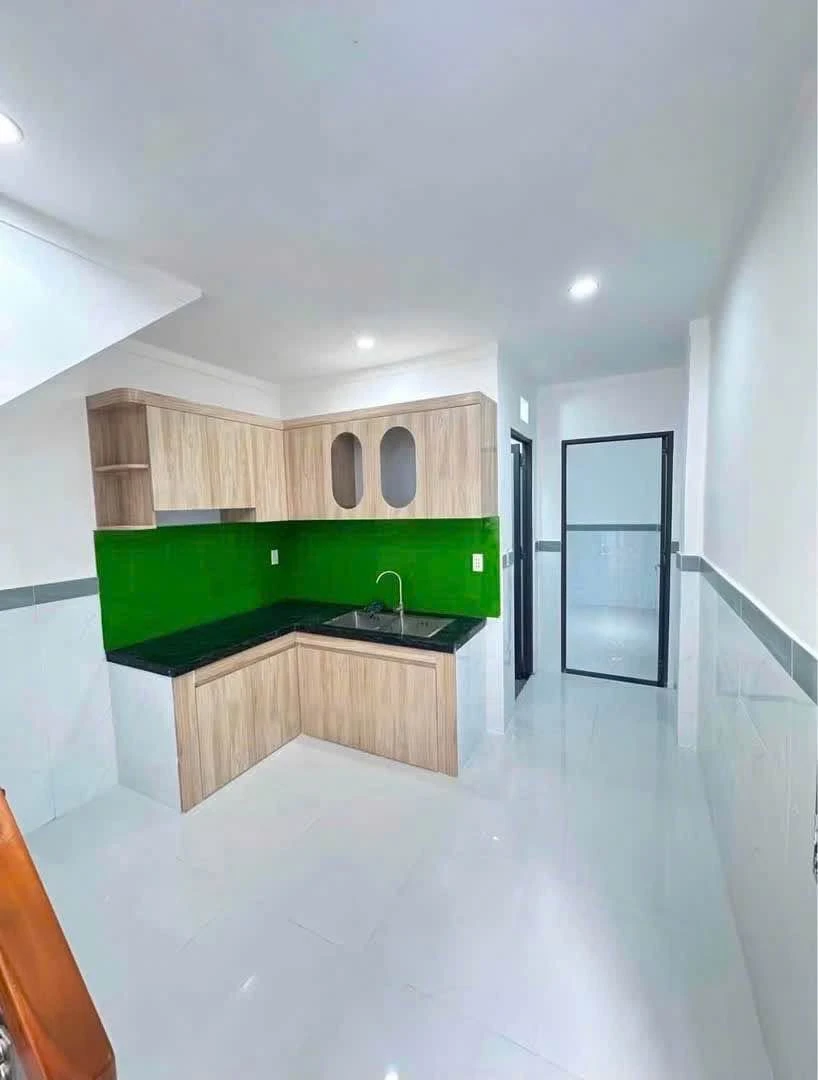 Cho thuê nhà 1 trệt 1 lầu 2PN 42m² gần chợ Dĩ An 5 triệu/tháng - Ảnh thu nhỏ 4