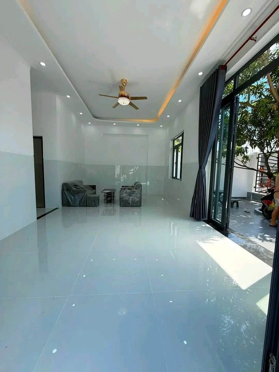 Bán nhà sân vườn mặt tiền Trần Phú, Tây Ninh, 225m², 1 tỷ 999 triệu - Ảnh thu nhỏ 4
