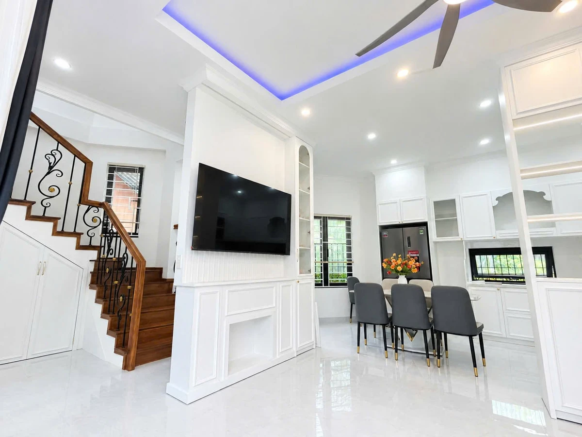 Bán nhà 3 tầng tân cổ điển, 4PN, 200m2 Lê Ngô Cát, 4.1 tỷ - Ảnh thu nhỏ 5