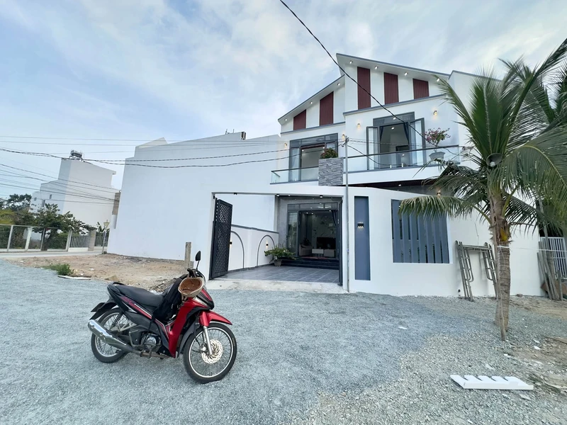 Bán nhà 3 tầng, 3PN 88m2 Diên Toàn, Khánh Hòa