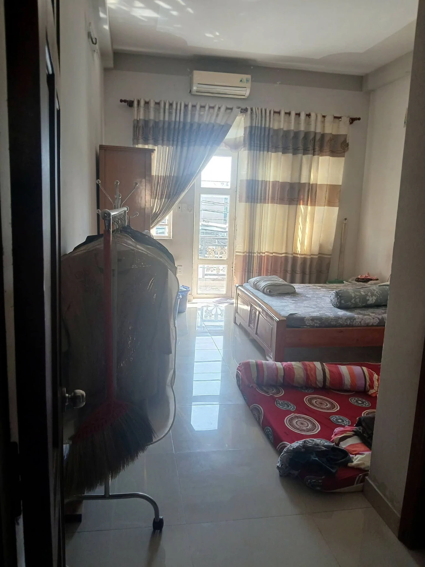 Bán nhà 3 tầng 4PN 100m2 đường Nguyễn Ánh Thủ, Tân Thới Hiệp, Quận 12 giá 6,5 tỷ - Ảnh 1