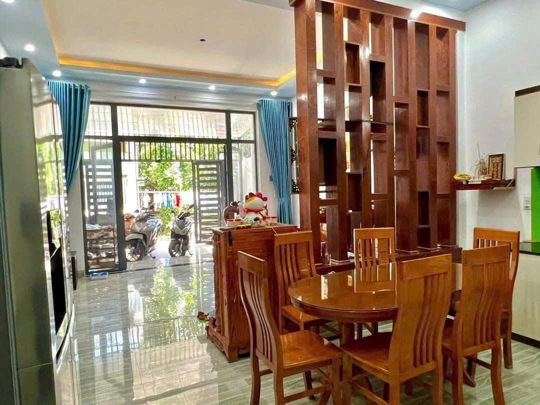 Bán nhà Phú Mỹ Thủ Dầu Một, 2 PN, 100m², 2 tỷ 250 triệu - Ảnh 1