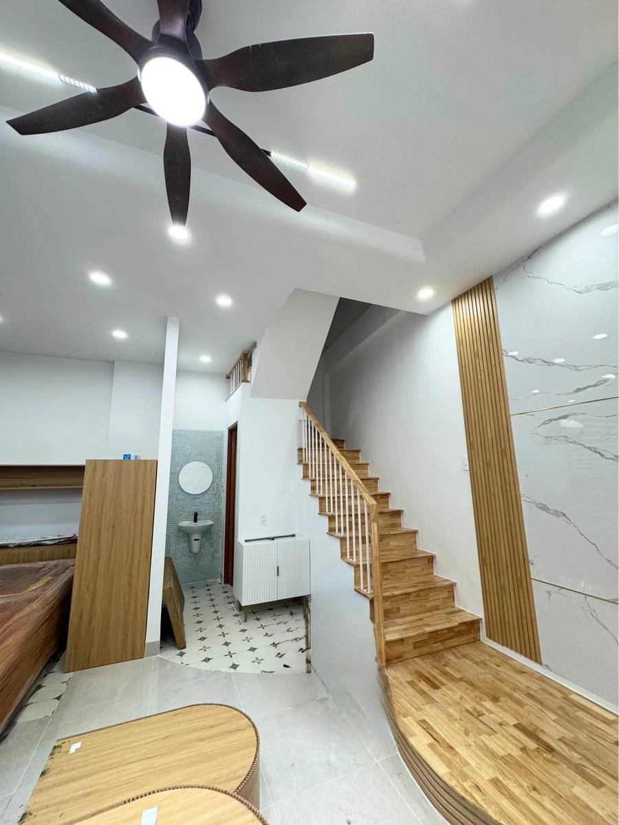 Bán nhà 3 tầng 3PN full nội thất 42m2 Quy Nhơn 3.399 tỷ - Ảnh thu nhỏ 3