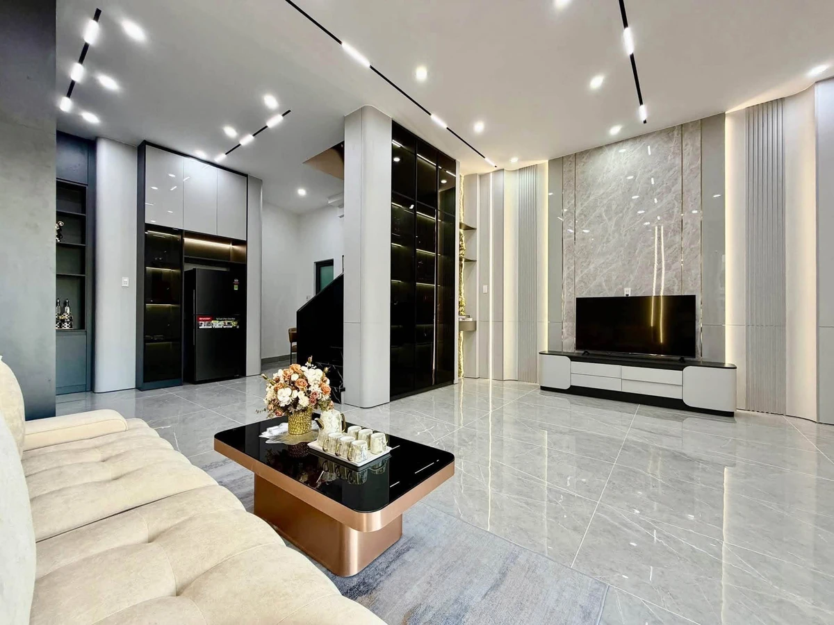 Bán nhà 3 tầng 160m2, mặt tiền Hải Phòng, Đà Nẵng - Ảnh thu nhỏ 2