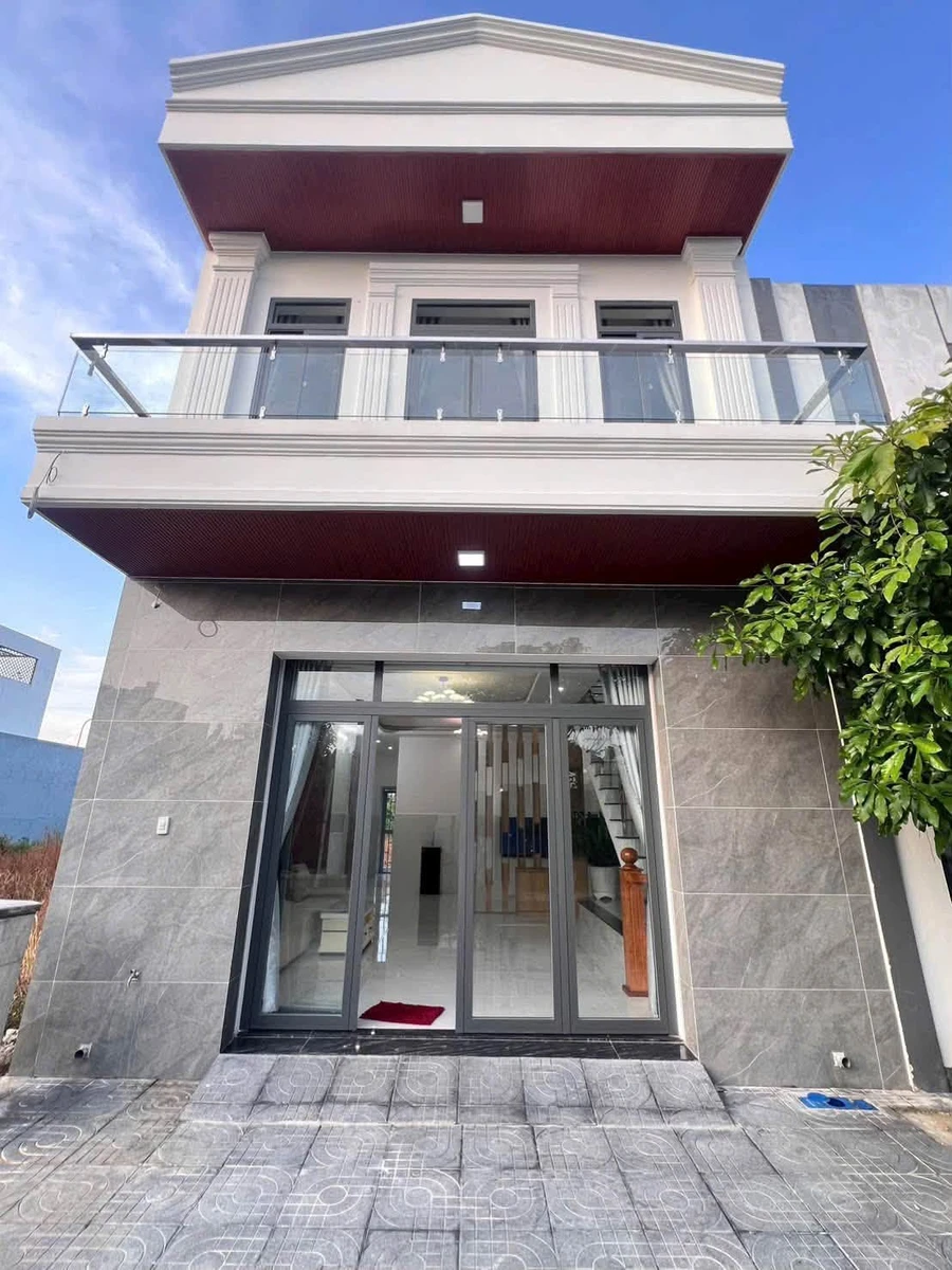 Nhà 1 trệt 1 lầu mặt tiền D3, 78m², 3 PN, 3,7 tỷ - Ảnh 1