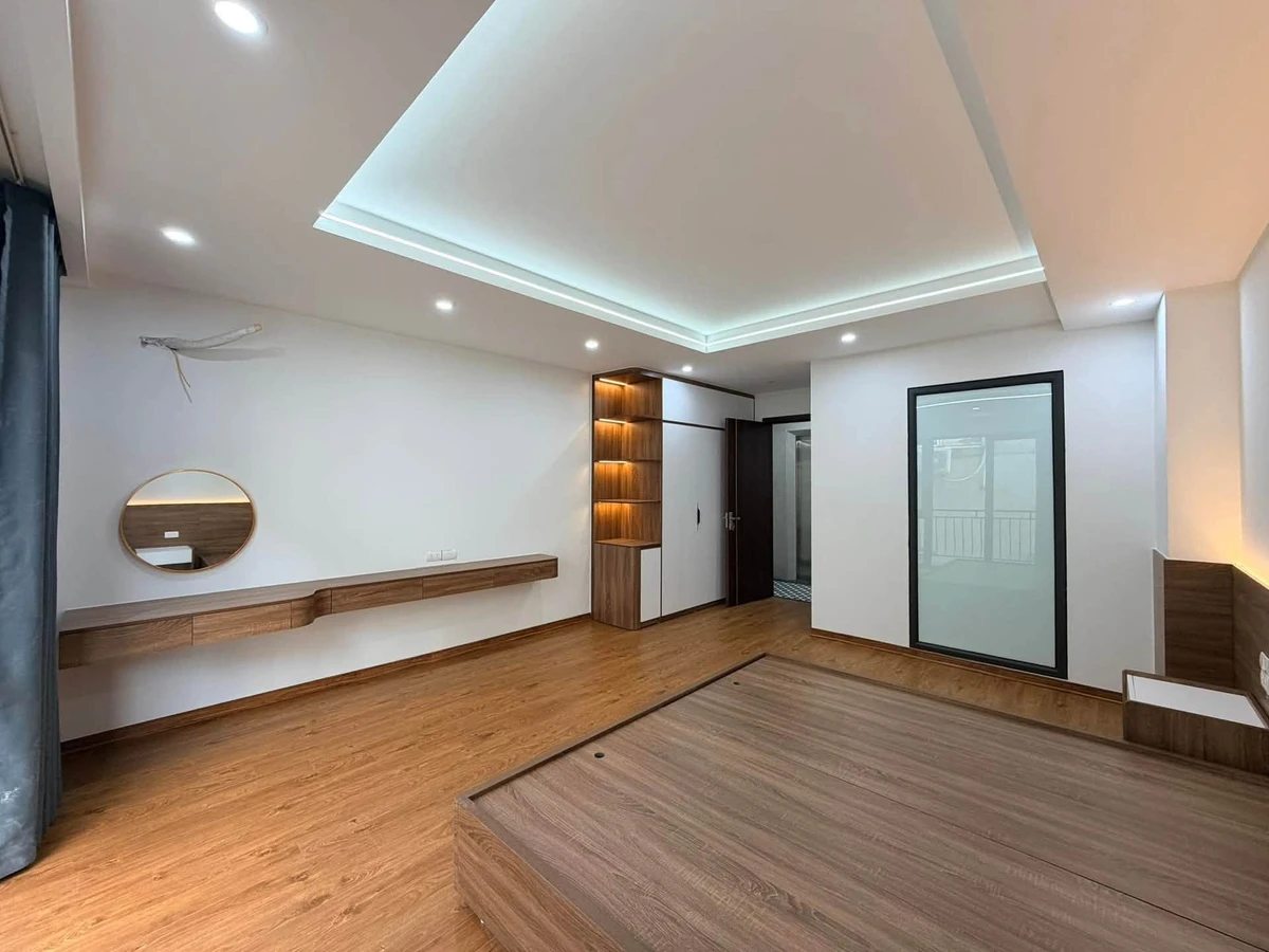 Bán nhà 5 tầng 50m2 oto đỗ cửa Hàng Xóm Time 9.5 tỷ - Ảnh thu nhỏ 2