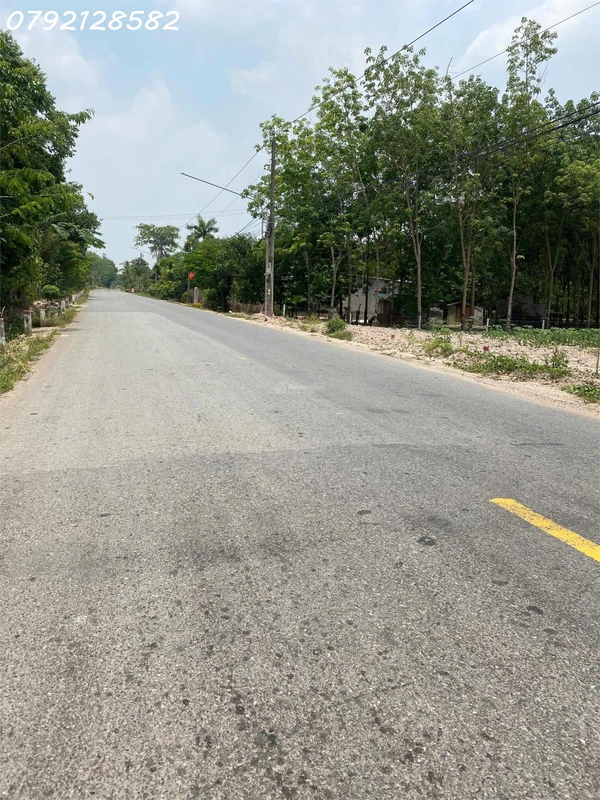 Bán đất đẹp tại đường DH722, Long Hòa, TP.HCM, DT 400m2, giá 6 tỷ