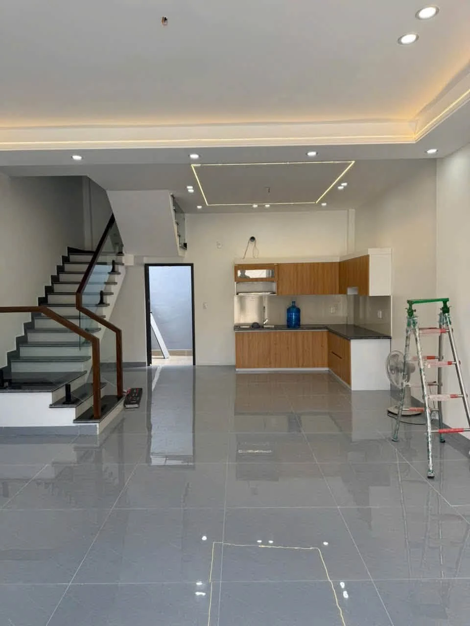 Nhà 3 tầng 88m² sân cổng riêng Đầu Vũ, Hải Phòng - Ảnh 1