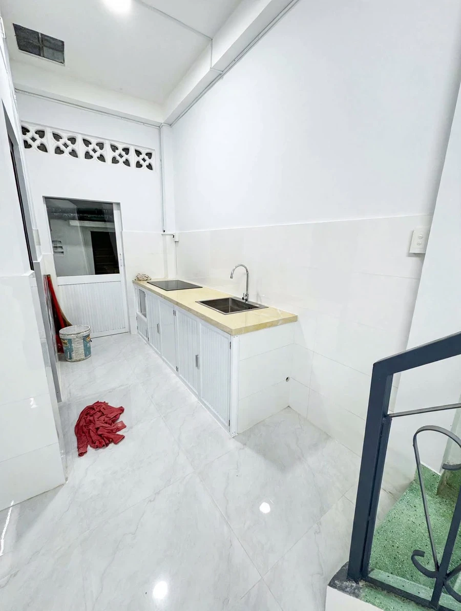 Bán nhà 2 tầng 35m² đường 3 Tháng 2, Quận 10 - 6,3 tỷ - Ảnh thu nhỏ 3