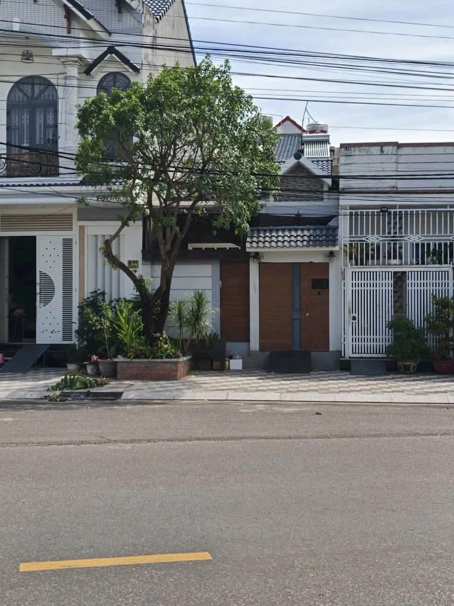 Bán nhà 1 trệt 1 lầu lửng mặt tiền Nguyễn Văn Linh, 90m2, trung tâm Phan Thiết - Ảnh thu nhỏ 2