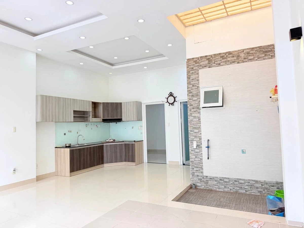 Bán nhà 75m² hẻm Trường Thọ Thủ Đức, giá 7 tỷ - Ảnh thu nhỏ 4