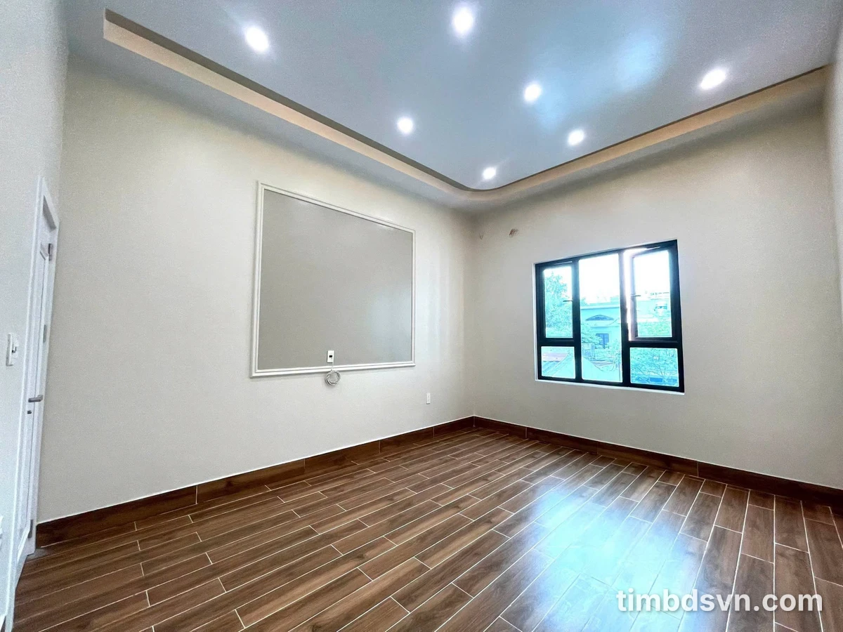 Bán nhà Miếu Hai Xã 105m² 3 tầng sân vườn - Ảnh thu nhỏ 5