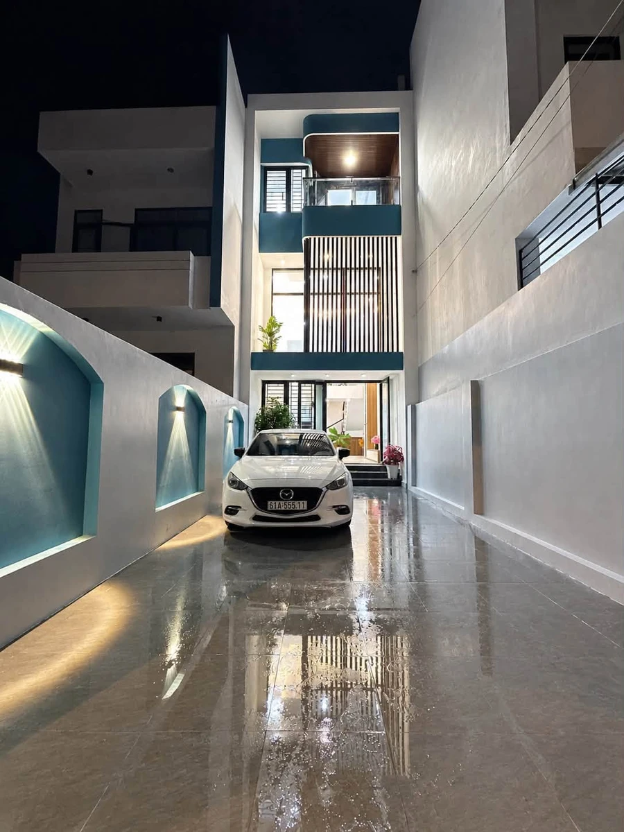 Bán nhà phố sang trọng 3PN 135m2 tại Chánh Hiệp - Ảnh 1