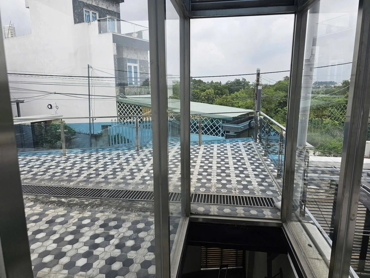 Cho thuê nhà trệt lầu 3PN 2WC 6x22m, đường DX43 Phú Mỹ, Thủ Dầu Một, giá 9 triệu/tháng - Ảnh thu nhỏ 2