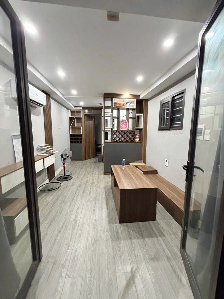 Cho thuê nhà 2 tầng 33m² Võng Thị, Hồ Tây - Ảnh thu nhỏ 3