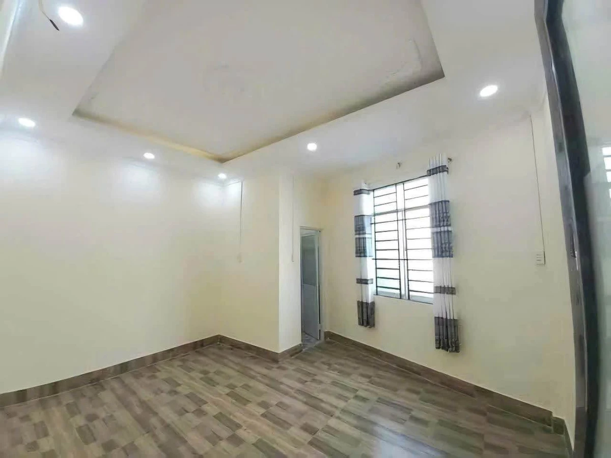 Bán nhà 1 lầu 3 phòng ngủ 100 m² Phường 8, Thủ Đức - Ảnh thu nhỏ 2