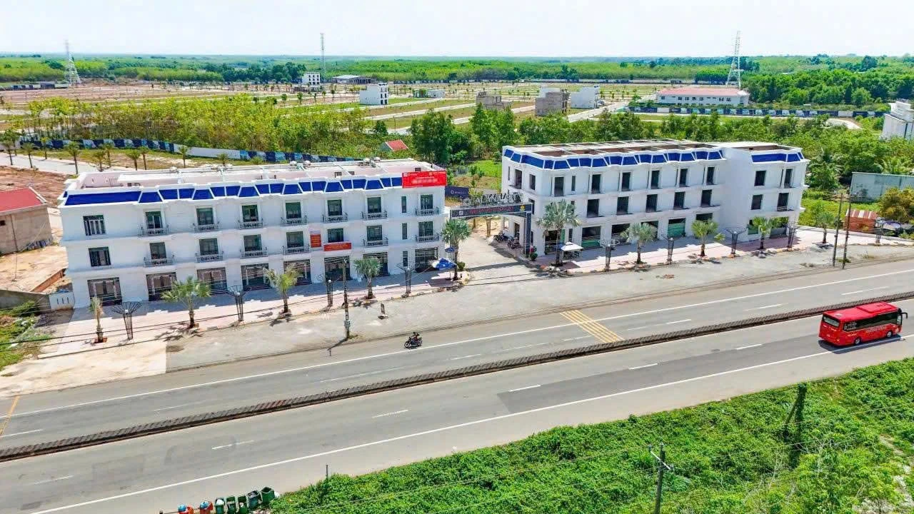 Bán cặp đất nền 75m² mặt tiền DT741, Phú Giáo - Ảnh 1