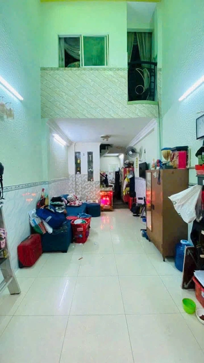 Bán nhà phố 38m² 3 tầng Lạc Long Quân Quận 11 - Ảnh thu nhỏ 2