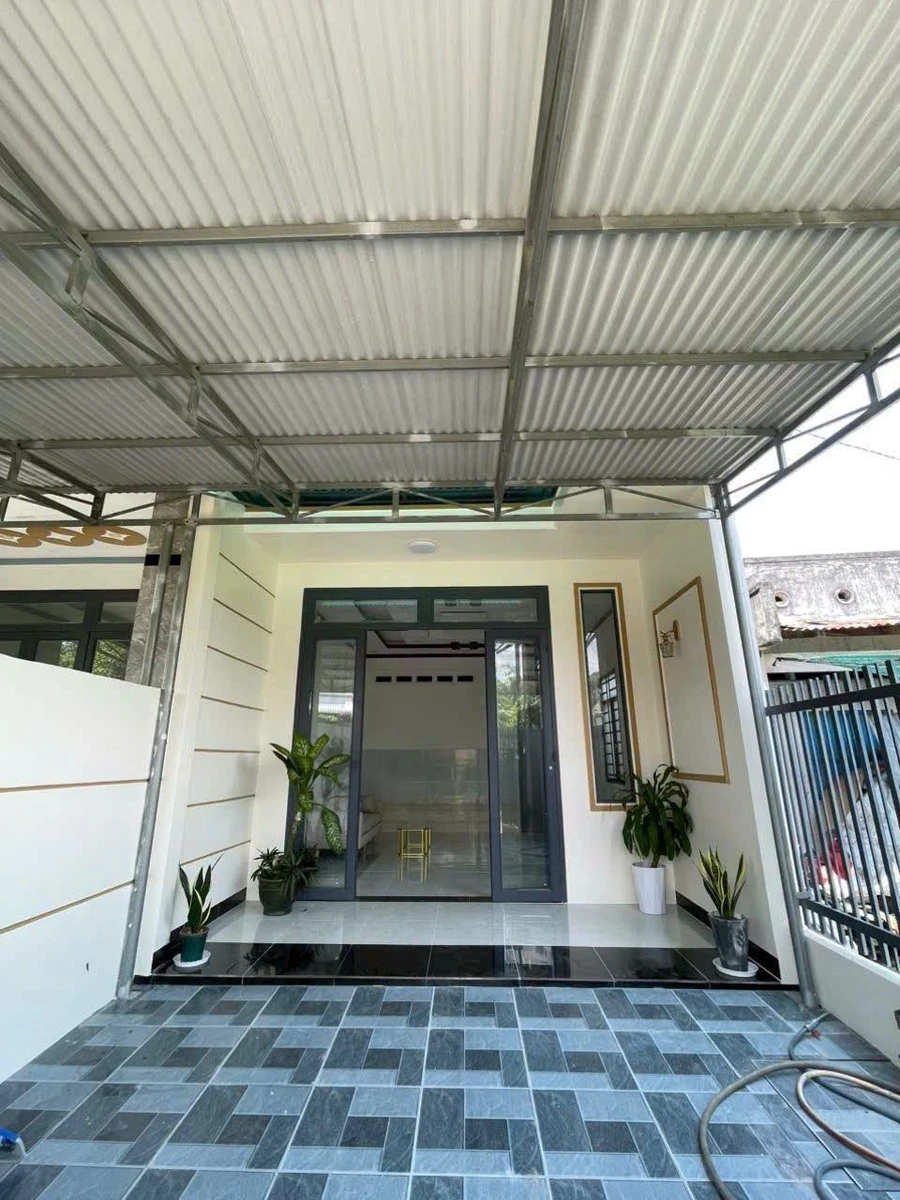 Bán nhà 103.5m² gần chợ Long Hải, Phường Long Hoa, Tây Ninh 850 triệu - Ảnh thu nhỏ 2