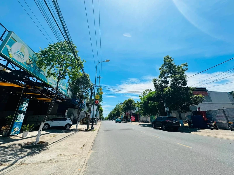 Bán đất mặt tiền Phan Đình Phùng 100m², Quảng Ngãi