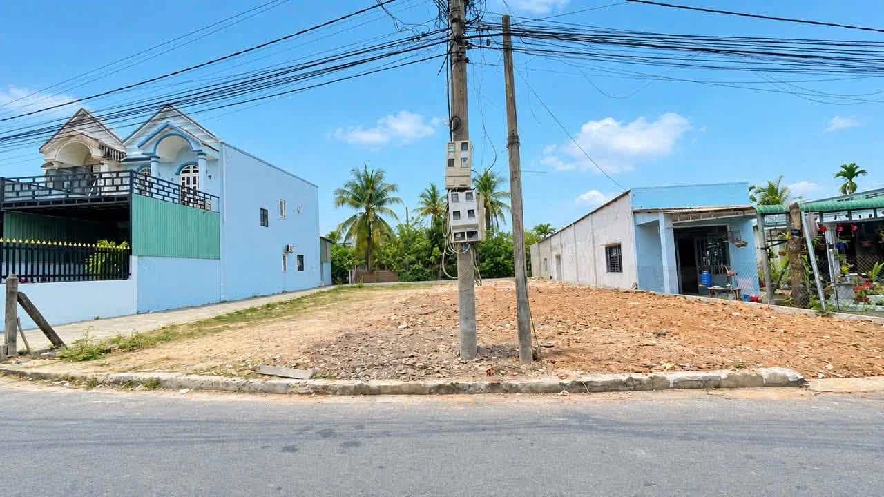 Bán lô góc đất 83m² nở hậu, đường nhựa 5m, Phường Chánh Hiệp, giá 1,75 tỷ - Ảnh 1