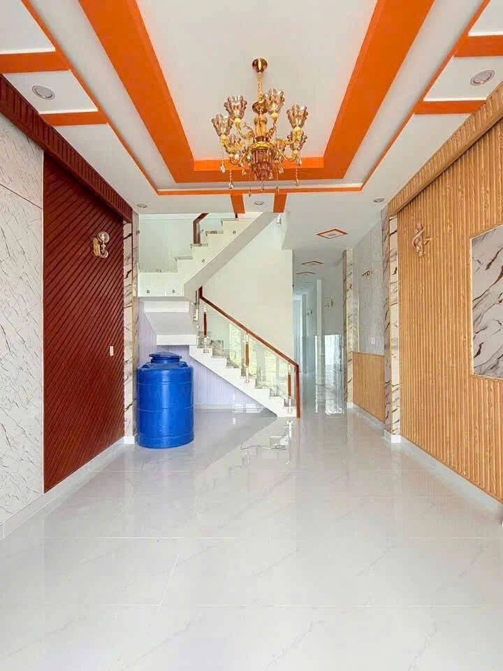 Bán nhà 3 phòng ngủ 93.3m² gần ngã tư Gia Bảo, Long An - Ảnh thu nhỏ 2
