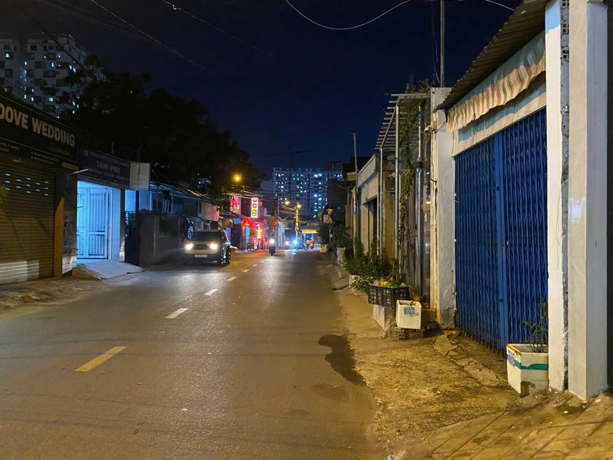 Bán nhà mặt tiền gần Phạm Văn Đồng 55,2m² giá hơn 4 tỷ - Ảnh thu nhỏ 4